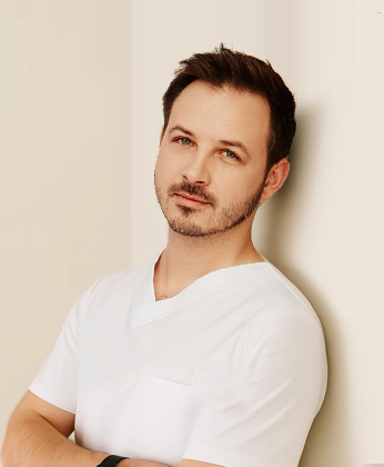 lek. dent. Marcin Mitał